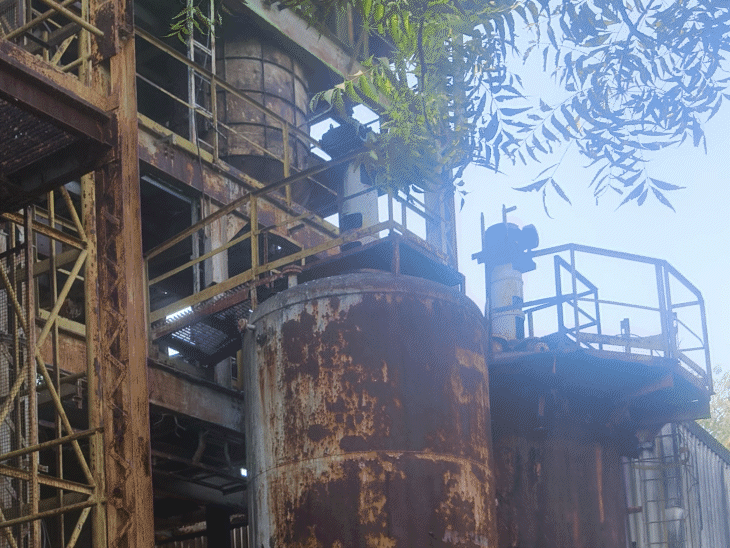 cm-mohan-yadav-inspects-union-carbide-factory-premises:85-acre-land-use-and-gas-victims’-issues-on-table