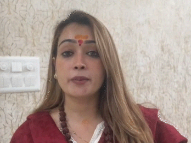 sadhvi-harsha-claims-receiving-offers-for-religious-conversion:says-saints-avoid-meeting-her,-leading-to-statement-about-quitting-religious-preaching-publicly-amid-pressure