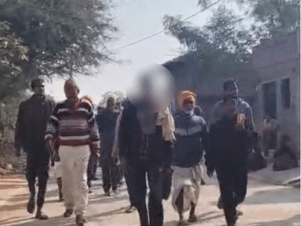 man-bathes-in-funeral-pyre-ashes-to-have-a-child:paraded-with-garland-of-slippers-in-datia,-says-baba-advised-him;-family-faces-social-boycott