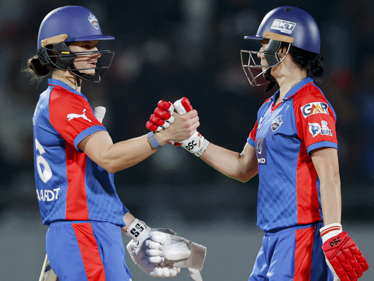 dc-hand-rcb-first-defeat-in-wpl-2026-season:smriti-mandhana’s-knock-in-vain,-laura-wolvaardt-slams-42;-nandani-sharma-bags-3-wickets