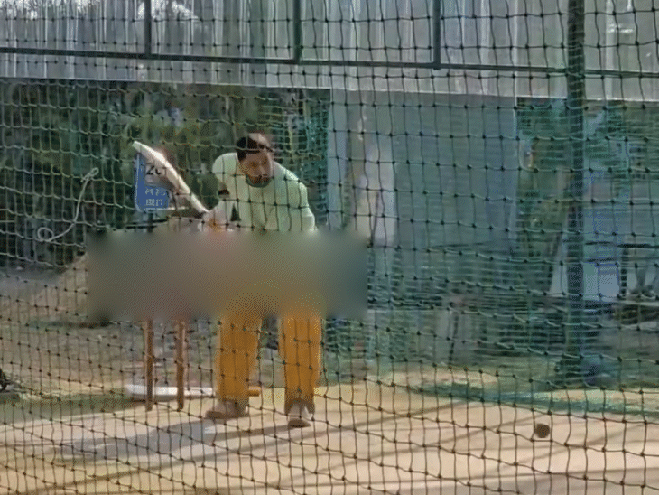 wach-|-ms-dhoni-sweats-hard-ahead-of-ipl-2026:thala-starts-preparation-in-nets-at-jsca-stadium-at-ranchi;-ashwin-says,-‘might-be-his-last-season…’