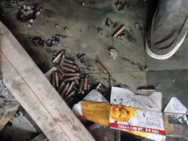 ratlam-gun-shop-explosion-leaves-3-severely-burnt:locals-rush-in-to-save-lives;-fsl-team-investigates