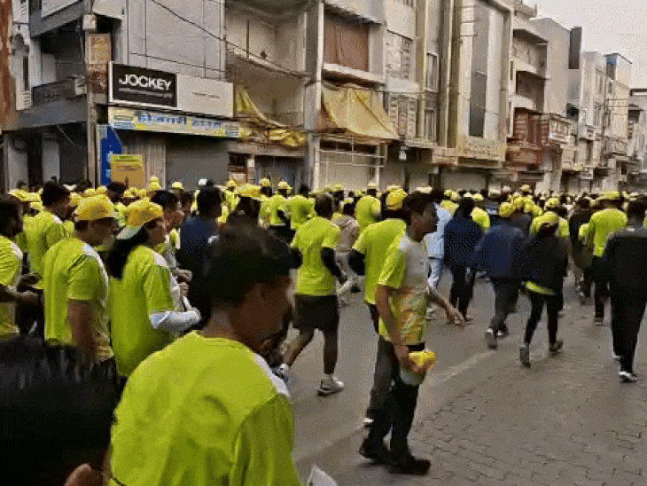 young-man-dies-during-marathon-in-indore:collapses-100-metres-before-finish-line,-cpr-given;-doctors-declare-him-dead-at-hospital