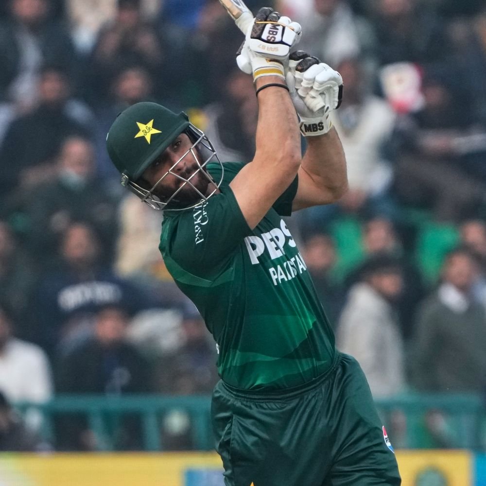 pakistan-whitewash-australia-3-0-in-t20i-series:pak-defeat-aussies-by-111-runs-in-3rd-t20i;-babar-breaks-virat-record