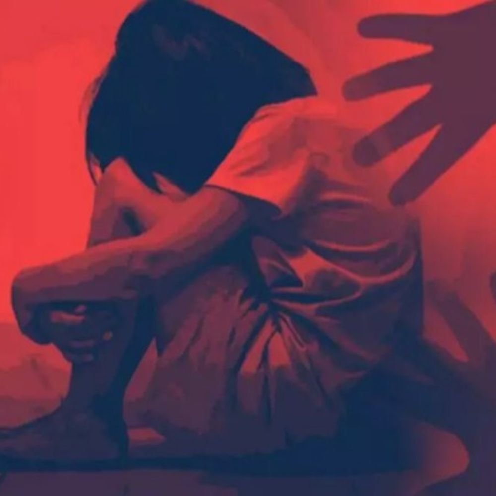 class-8-student-raped-at-government-hostel-in-sagar:threatened-to-kill-and-raped-for-4-months,-heinous-act-revealed-after-pregnancy;-police-registers-fir