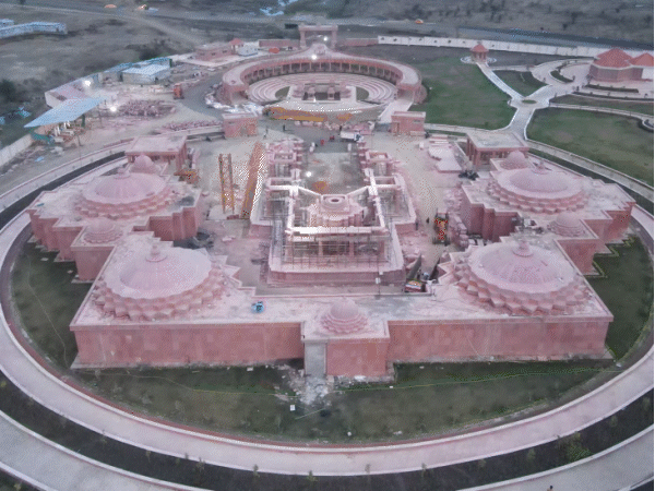 india’s-biggest-ravidas-temple-seen-in-drone-video:stunning-craftsmanship-by-rajasthan-artisans;-grand-₹101-crore-structure-built-without-steel-or-iron