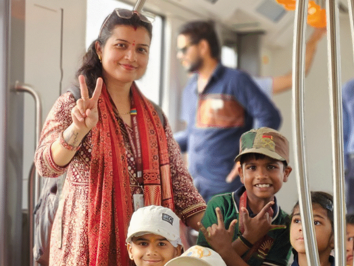 bhopal-metro-hosts-educational-ride-for-students:class-3rd-to-8th-kendriya-vidyalaya-children-travel-between-stations;-learn-about-train-operations-safety-systems