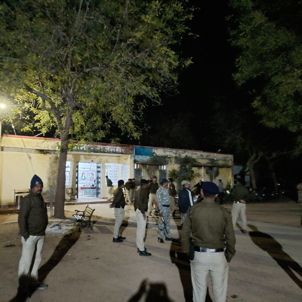 suicide-at-chhatarpur-rajnagar-police-station:man-hangs-himself-in-restroom-after-being-brought-in-custody