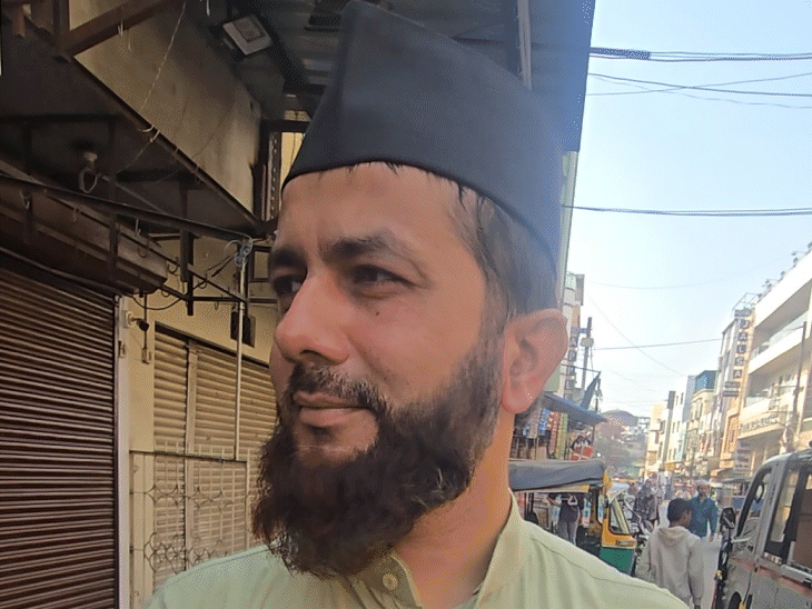 ‘remove-kids-from-schools-that-make-vande-mataram-compulsory’:imam-calls-it-an-attack-on-religious-freedom,-urges-govt-to-roll-back-order