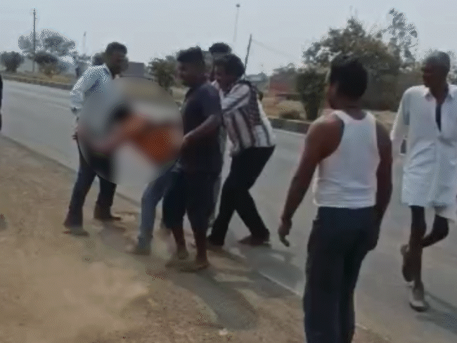 indore-men-beaten-up-in-ratlam-over-kidnapping-suspicion:returning-from-sanwaliya-ji,-rescued-by-police;-video-surfaces-online