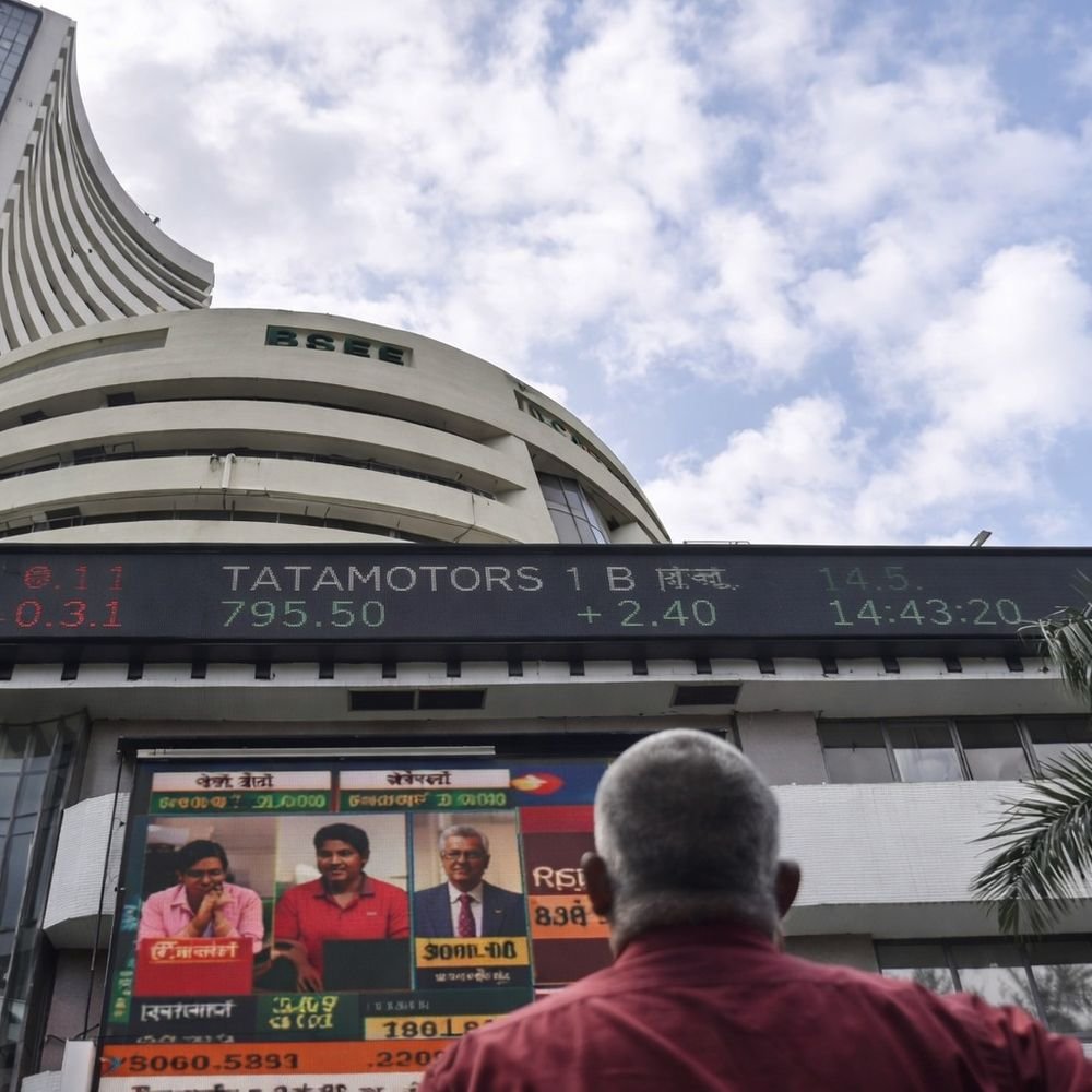 indian-benchmark-indices-shed-early-jitters-to-settle-higher:sensex-gains-320-points-by-close;-nifty-adds-116-points