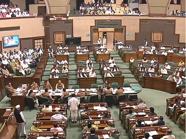 ₹6cr-road-in-submergence-zone,-₹260cr-unaccounted-for:cag-report-reveals-5-mp-municipal-corporations-cannot-account-for-shelter-fees