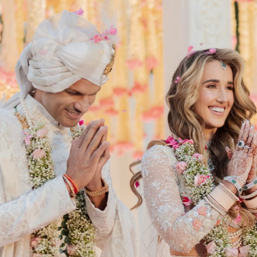 ‘never-carried-baggage-from-the-past’:shikhar-dhawan-slams-fake-social-media-posts;-married-sophie-on-feb-21