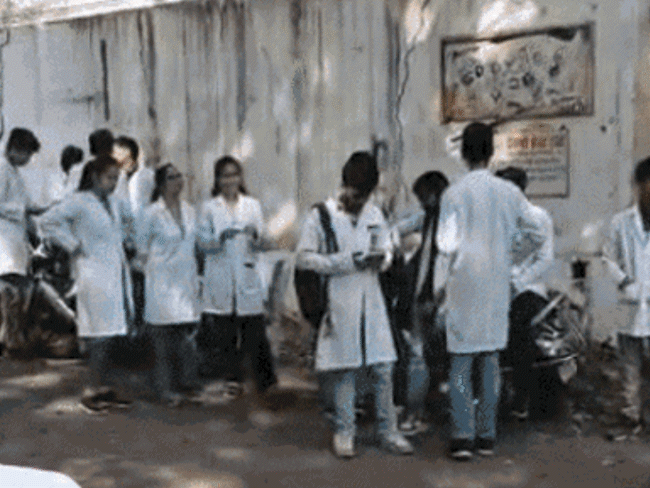 ‘changing-seats-in-final-round-violates-rules’:mp-high-court-orders-nri-quota-allotment-in-neet-pg-counselling