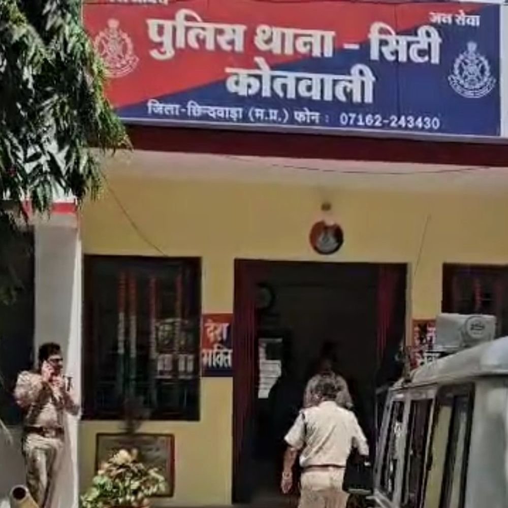 2-youths-gangrape-‘drunk’-woman-at-hotel-after-party-invite:1-in-custody,-another-flees-after-attacking-her