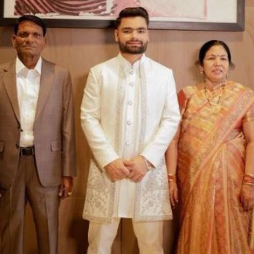 india’s-star-all-rounder-rinku-singh’s-father-passes-away:suffering-from-fourth-stage-liver-cancer,-was-undergoing-treatment-at-noida-hospital