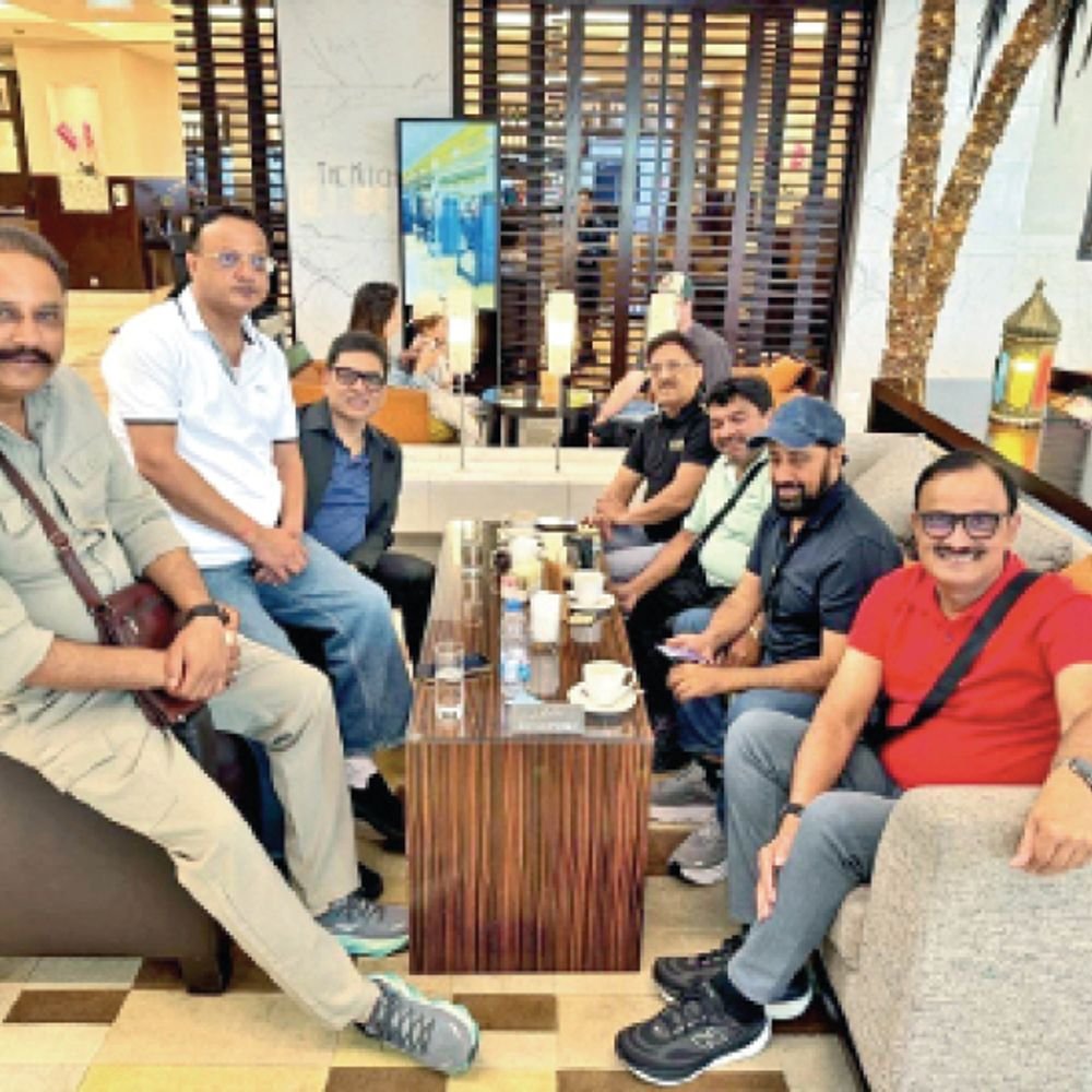 after-explosion-in-dubai,-30-people-from-indore-left-stranded:authorities-shift-them-to-resort-away-from-main-city
