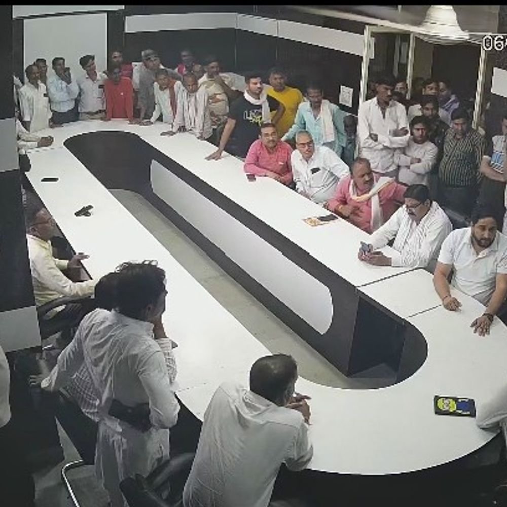 fight-between-acting-cmo-and-councilor’s-son-in-municipality:bhind-gohad-municipality-officer-injured;-dispute-over-encroachment-discussion-in-meeting