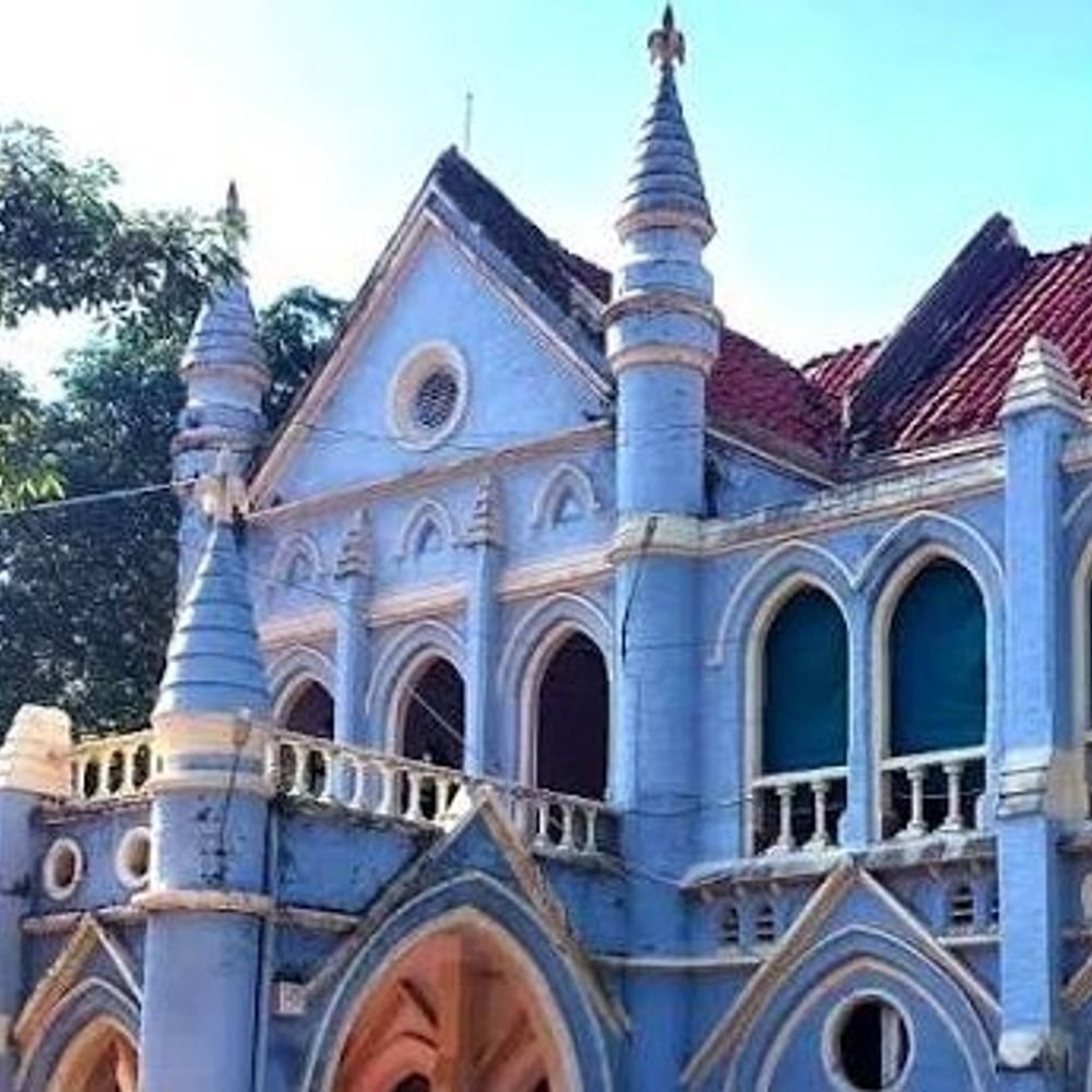 petition-filed-in-hc-to-exhume-body-from-grave:court-seeks-govt-reply-in-7-days;-body-buried-without-post-mortem-after-accident-death