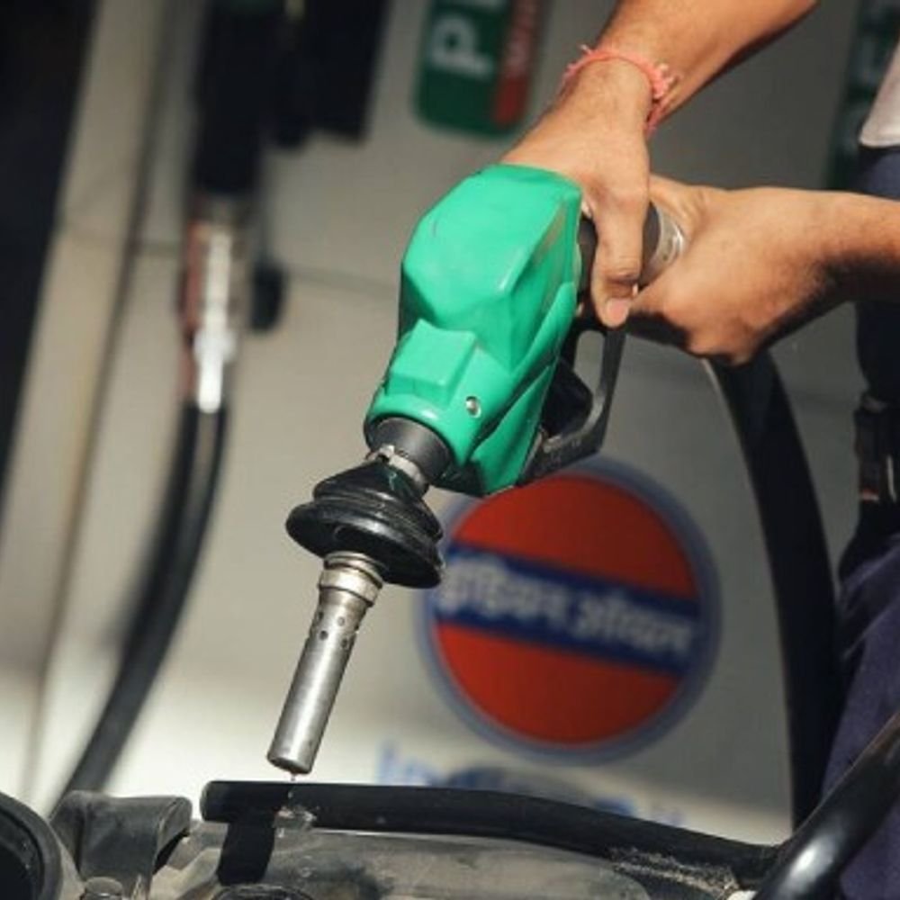 no-shortage-of-petrol-diesel-due-to-iran-war:india’s-400-billion-liters-of-oil-inventory-is-enough-for-8-weeks-consumption,-says-govt-report