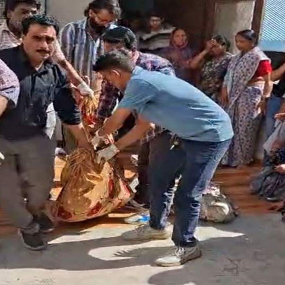 man-murders-wife,-then-ends-life-in-indore:children-discover-father’s-body-hanging-after-returning-home