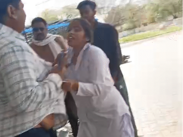 scuffle-between-bmo-and-nursing-officer,-mobile-snatching-attempt:woman-breaks-down-at-rajgarh-police-station,-alleges-assault