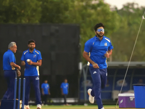 rohit,-hardik,-bumrah-to-join-mumbai-indians-camp-soon:shardul-thakur-sweats-hard-in-nets-ahead-of-ipl-2026