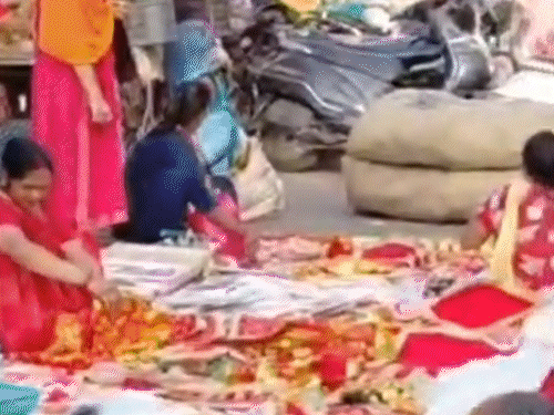 woman-loses-laddu-gopal-idol-in-gwalior-market:refuses-fir-to-avoid-legal-process,-offers-reward-to-find-mother’s-cherished-memory