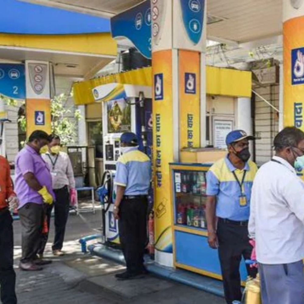 omcs-increase-premium-grade-petrol-prices-by-over-₹2/litre:normal-petrol-prices-remain-unchanged