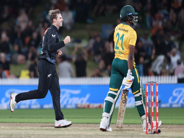bowlers-star-as-nz-beat-south-africa-in-3rd-t20i:tom-latham’s-63*-guides-kiwis-to-2-1-lead-in-five-match-series