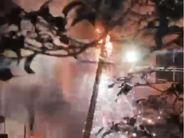 indore-house-fire-caused-by-ev-charging:the-electricity-company-claims-overcharged-battery-exploded-like-bomb,-killing-8-people