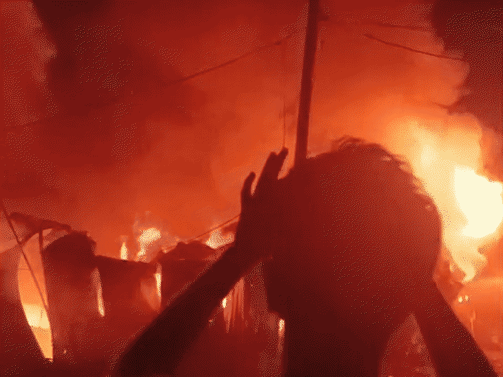 massive-fire-breaks-out-in-ujjain’s-sofa-factory:losses-worth-lakhs;-6-fire-engines-rushed-to-the-spot