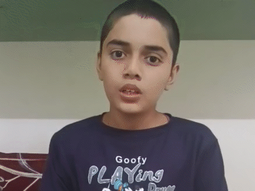 एग्जाम-के-बीच-पिता-चल-बसे,फिर-भी-97.67%-मार्क्स-लाए:परिजनों-को-खोने-के-बाद-भी-नहीं-हारी-हिम्मत;-पढ़िए-10वीं-बोर्ड-के-टॉपर्स-के-संघर्ष-की-कहानी