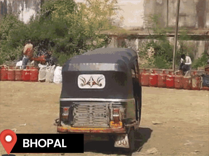 lpg-panic-grips-mp-as-bookings-surge-sharply:cylinder-bookings-jump-fivefold-in-bhopal,-govt-says,-‘adequate-stock-and-supply-continues’