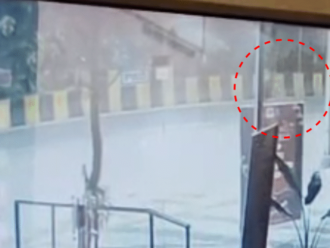 minor-murdered-in-dispute-over-girlfriend:video-captures-boyfriend-and-ex-boyfriend-clash;-teen-killed-while-mediating