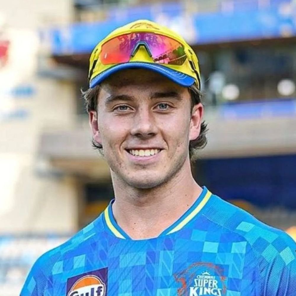 csk-suffer-another-blow-after-dhoni,-dewald-brevis-injured:chennai-star-set-to-miss-initial-2-3-matches