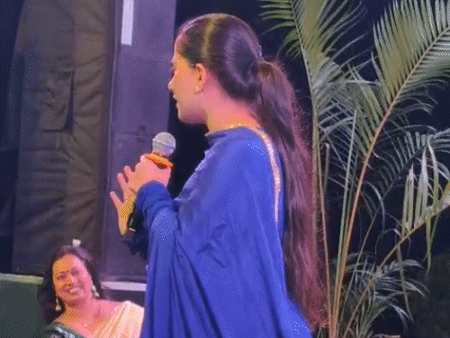 ‘better-to-marry-late-than-a-wrong-person’:storyteller-jaya-kishori-clarifies-over-her-marriage-delay,-says,-‘father-trusts-in-god’s-timing’