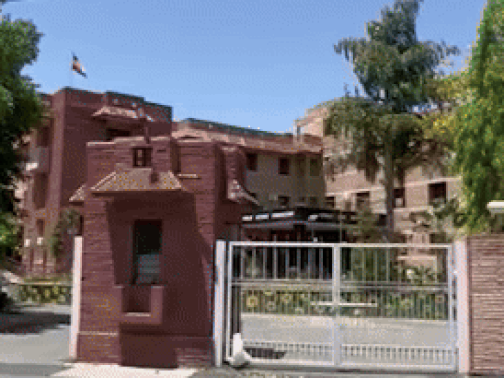 पॉलिटिकल-साइंस-लेक्चरर-के-219,कॉमर्स-में-58-पद-खाली-रह-गए:न्यूनतम-अंक-भी-नहीं-ला-पाए;-rpsc-ने-2202-पोस्ट-के-लिए-निकाली-थी-भर्ती