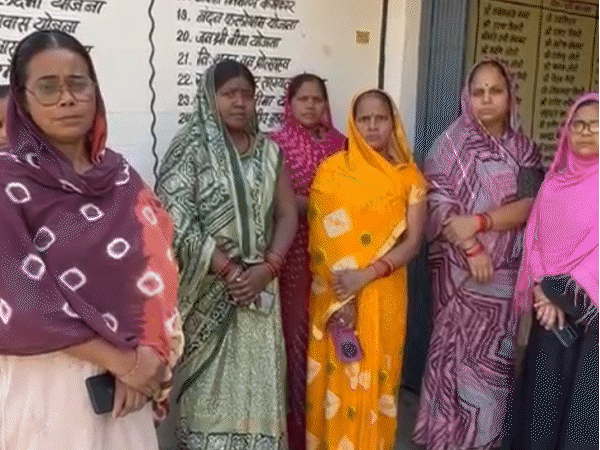 ‘lakhpati-didi’-promise-falls-flat:wages-remain-unpaid-in-state,-affecting-thousands-of-self-help-group-members