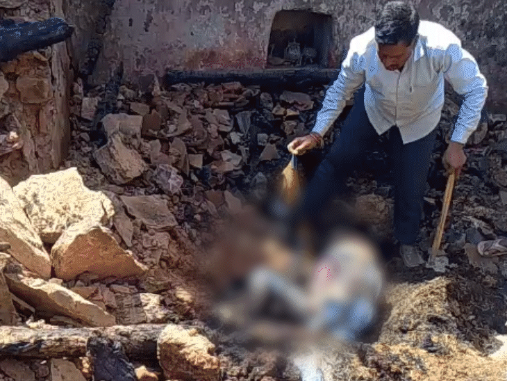 damoh-woman-burnt-alive,-hands-tied-with-clutch-wire:son-under-suspicion;-villagers-question-rescue-claim