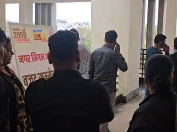 indore-municipal-corporation-presents-₹8,455-crore-civic-budget:focus-on-water-projects,-roads-and-infrastructure;-development-under-major-urban-schemes