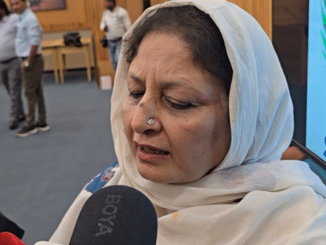 ‘vande-mataram-not-allowed-in-islam’:congress-councillor’s-remark-in-indore-sparks-row;-bjp-to-file-fir-after-uproar