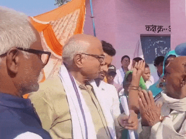 bjp-mp-loses-temper-with-woman-in-sidhi:yells-to-silence-her,-scolds-youth-filming-incident