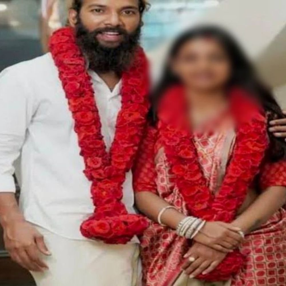 kumbh-viral-girl-minor-married-off-using-fake-documents:fir-under-pocso-against-farman;-mp,-kerala-dgps-summoned