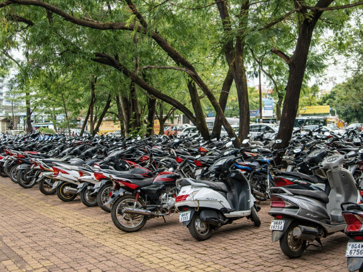 over-20,000-buildings-in-indore,-only-181-inspected-so-far:parking-chaos-continues-despite-joint-campaign-by-administration,-police,-and-municipal-corporation