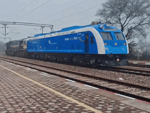 8-major-changes-for-indian-railways-in-2026-27:first-hydrogen-train,-12-vande-bharat-sleepers;-tickets-may-be-cancelled-from-any-station’s-counter