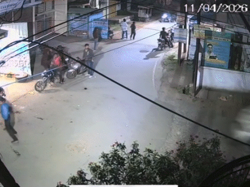 suv-hits-bike-in-mandla,-1-dead:2-critical;-driver-beaten-by-angry-mob;-video-goes-viral-on-social-media