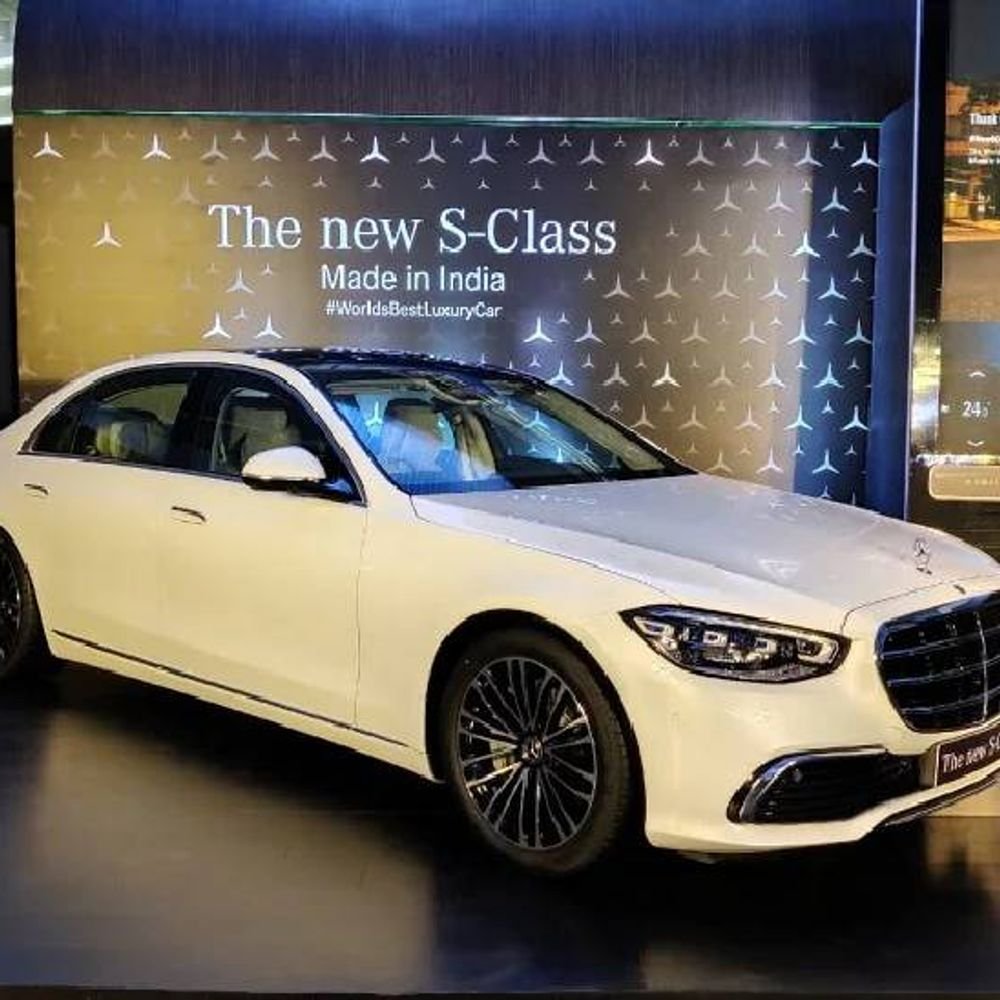 iran-war-weighs-on-sentiment-of-luxury-car-buyers:wealthy-customers-postpone-purchases-of-expensive-vehicles