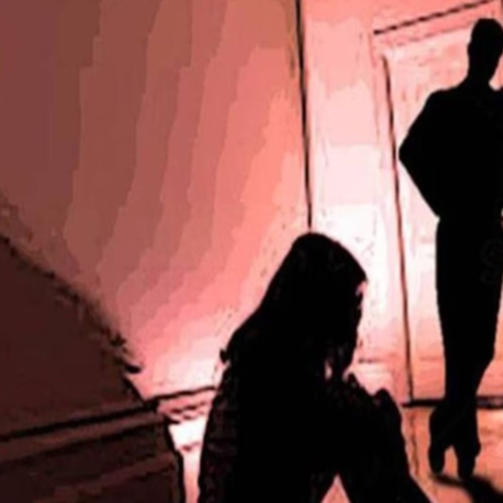 bhopal-student-raped-in-hotel-for-7-days:man-befriends-her-posing-as-hindu,-case-registered