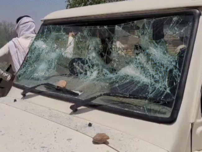 violent-clash-at-ambedkar-jayanti-rally,-6-injured:around-200-masked-men-pelt-stones-at-house-and-police-station-in-sidhi